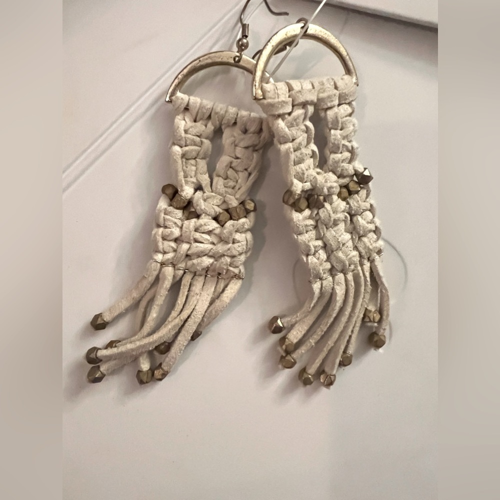 Noonday collection earrings NWT cream